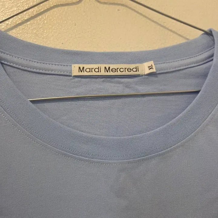 [BUNJANG] Mardi Mercredi Sky Blue Unisex T-shirt / 마르디 메크르디 반팔 티셔츠 하늘색 공용