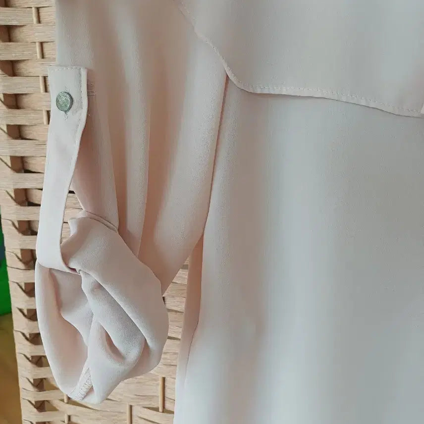 [BUNJANG] SODA Pink Frill Blouse / 쏘다 핑크 블라우스 프릴장식