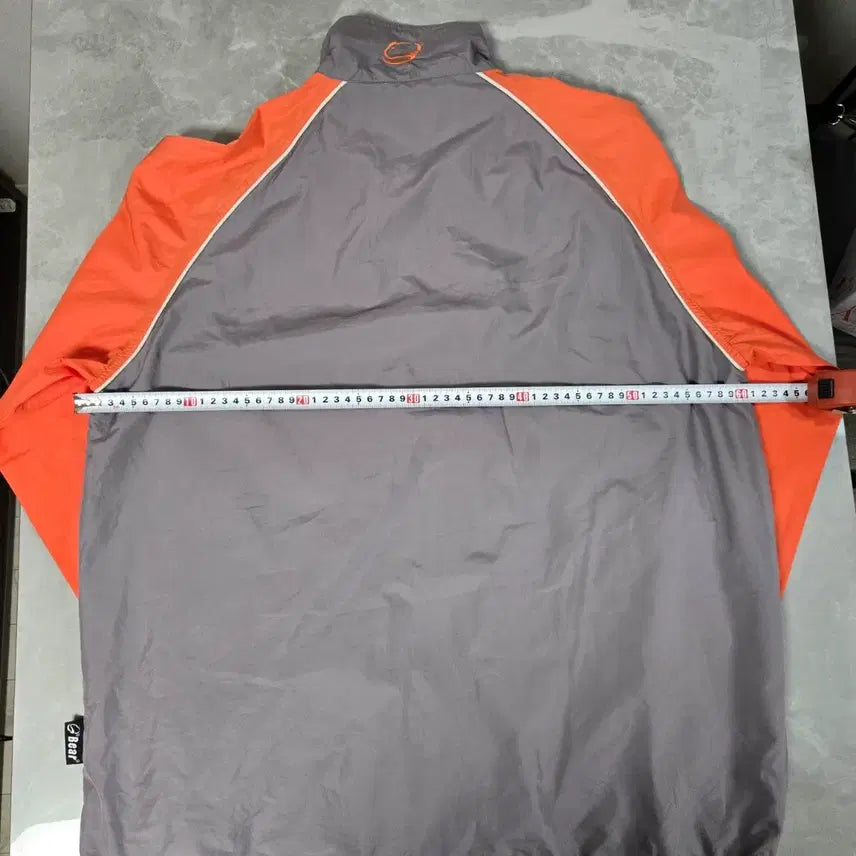 [BUNJANG] Bear Gray and Orange Windbreaker Jacket / Bear 오렌지/회색 바람막이 자켓