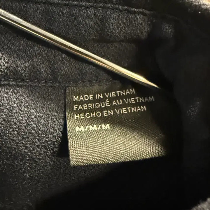 [BUNJANG] M 알마니익스체인지 ARMANI 슬림핏 베이직 셔츠 네이비 / M 알마니익스체인지 ARMANI 슬림핏 베이직 셔츠 네이비