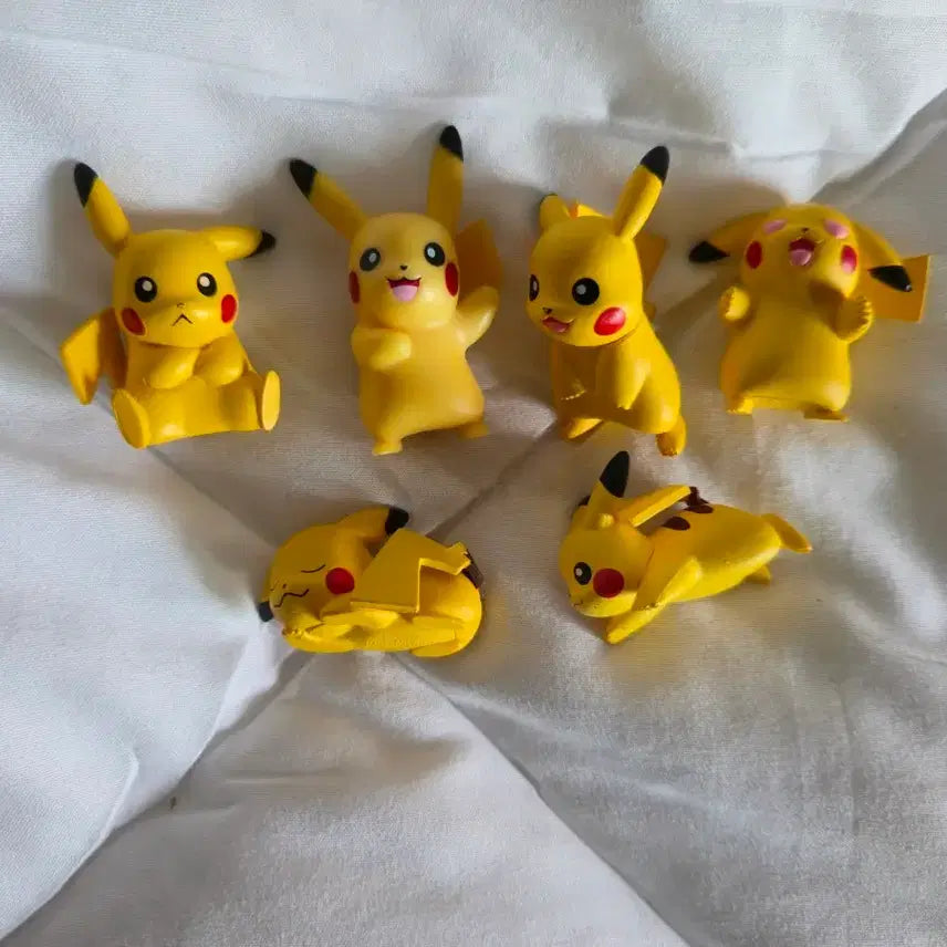 [BUNJANG] Pokemon Pikachu Figure Keyring / 무료배송 피카츄 포켓몬 피규어 장난감 키링