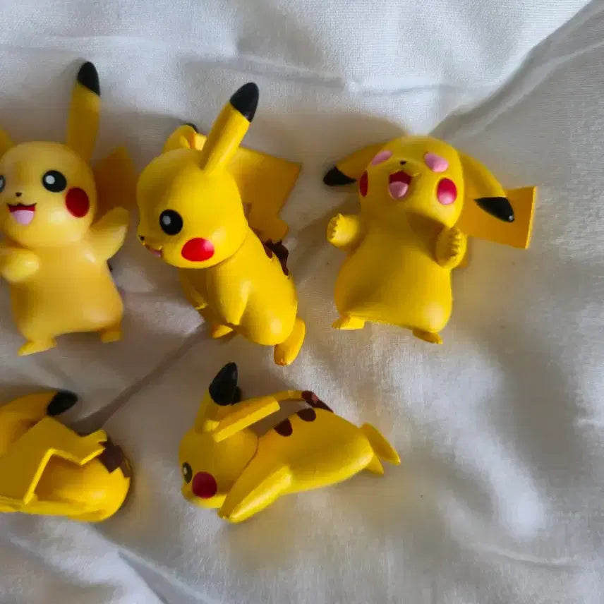 [BUNJANG] Pokemon Pikachu Figure Keyring / 무료배송 피카츄 포켓몬 피규어 장난감 키링
