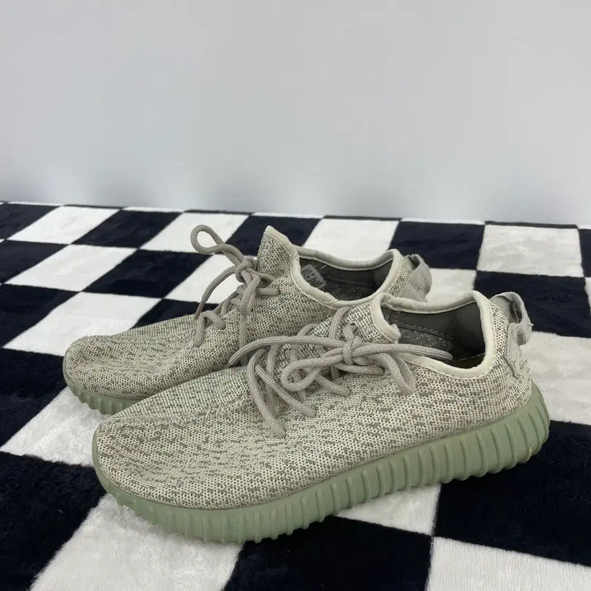 [BUNJANG] Adidas Yeezy Boost 350 Moonrock 260mm Sneakers / 아디다스 이지부스트 350 문락 260mm