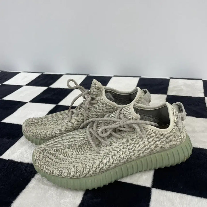 [BUNJANG] Adidas Yeezy Boost 350 Moonrock 260mm Sneakers / 아디다스 이지부스트 350 문락 260mm