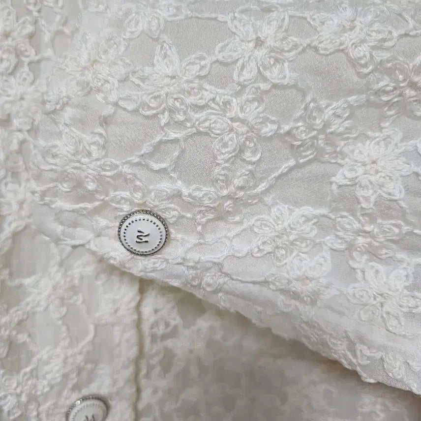[BUNJANG] Mine Lace Crop Jacket / 마인 레이스 칼라 크롭 자켓
