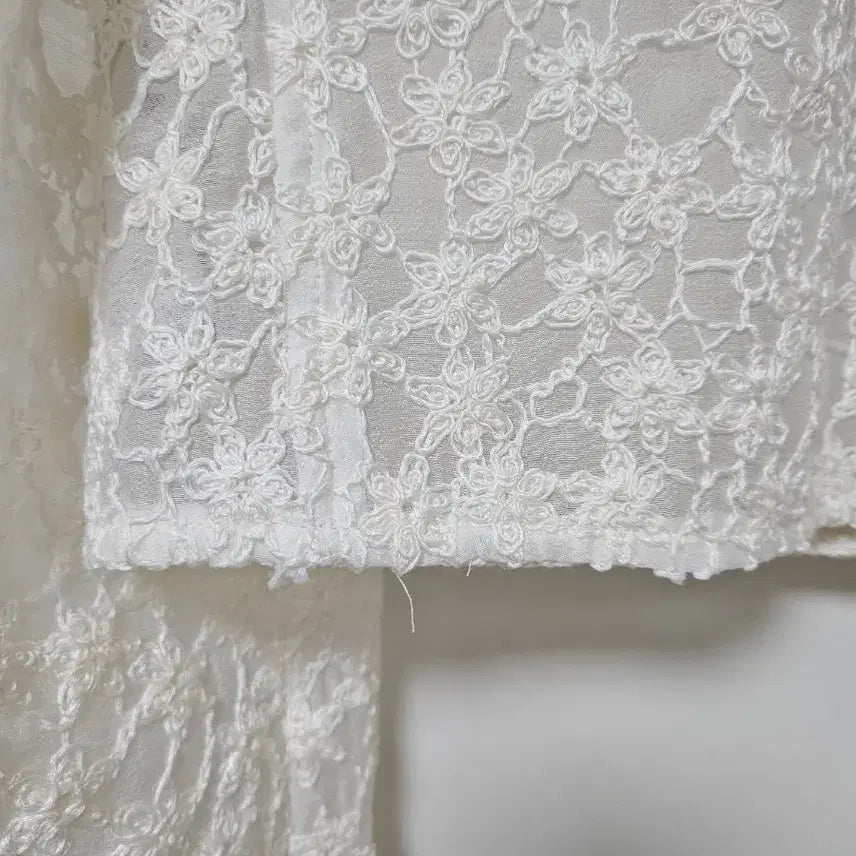 [BUNJANG] Mine Lace Crop Jacket / 마인 레이스 칼라 크롭 자켓