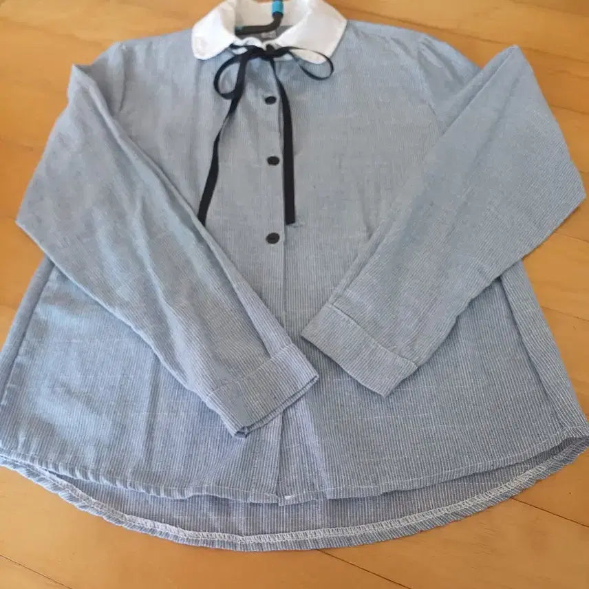 [SOLD OUT] 카라 리본 블라우스 하늘색 긴팔