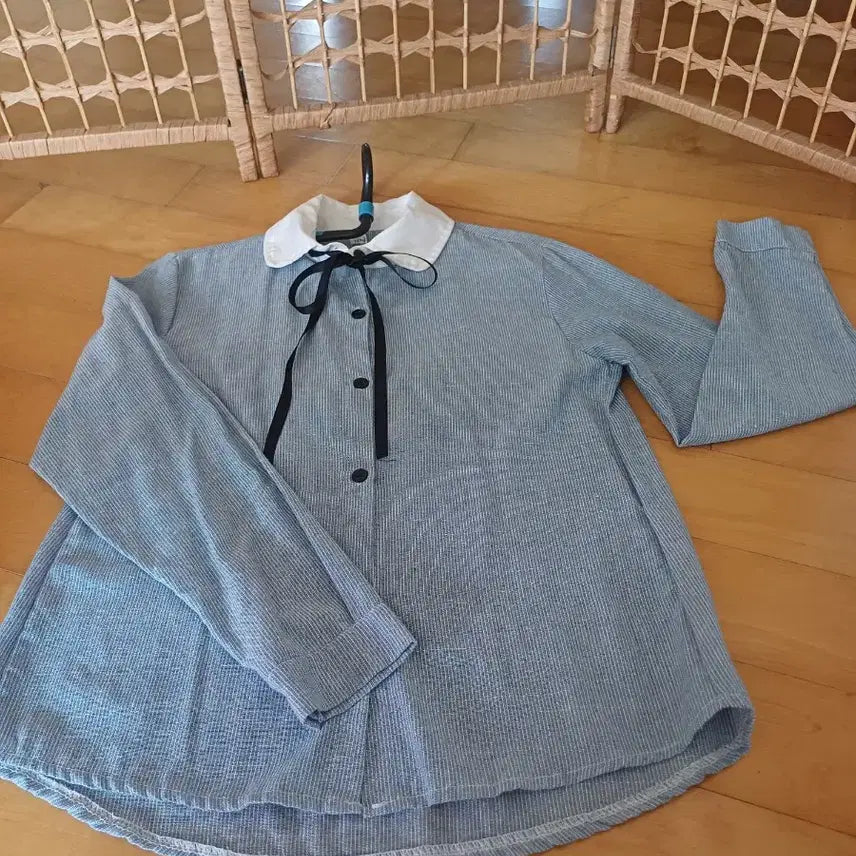 [SOLD OUT] 카라 리본 블라우스 하늘색 긴팔