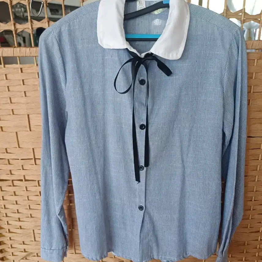 [SOLD OUT] 카라 리본 블라우스 하늘색 긴팔