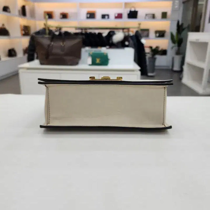 [BUNJANG] Furla Crossbody Mini Chain Crossbody Bag / 훌라 크로스바디 미니 체인 크로스백