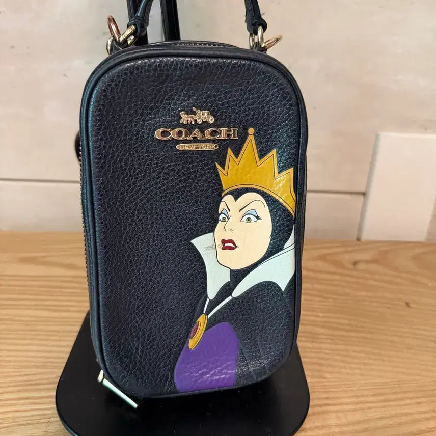 [BUNJANG] Coach Snow White Mini Crossbody Bag / 코치 스노우 화이트 미니백