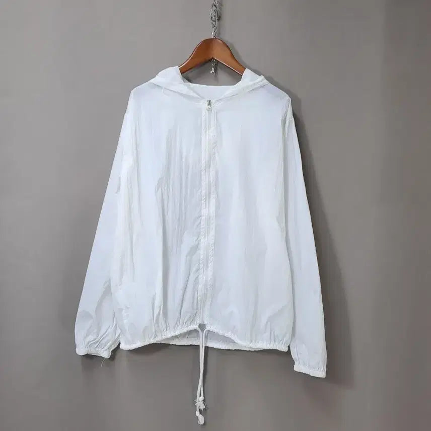 [SOLD OUT] 화이트 얇은 후드 집업 바람막이