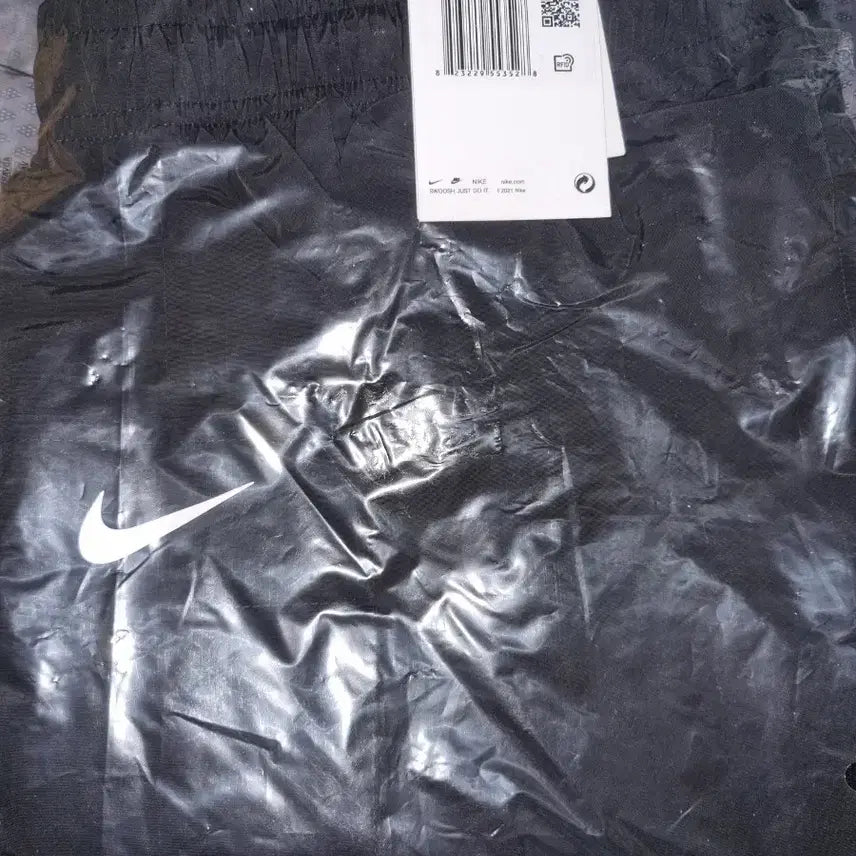 [BUNJANG] Nike Black Cargo Shorts / 나이키 블랙 반바지