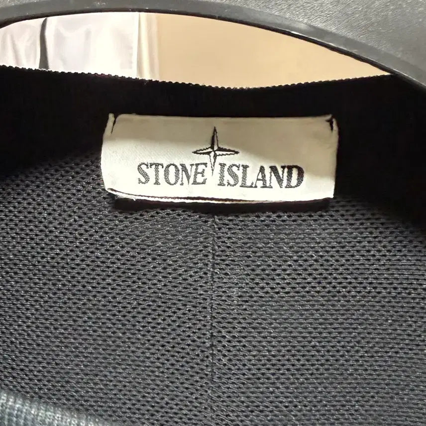 [BUNJANG] Stone Island 10303 Naslan Light Crewneck Overshirt Black M / 급처 스톤아일랜드 10303  나슬란 라이트 크루넥 오버셔츠 블랙 M