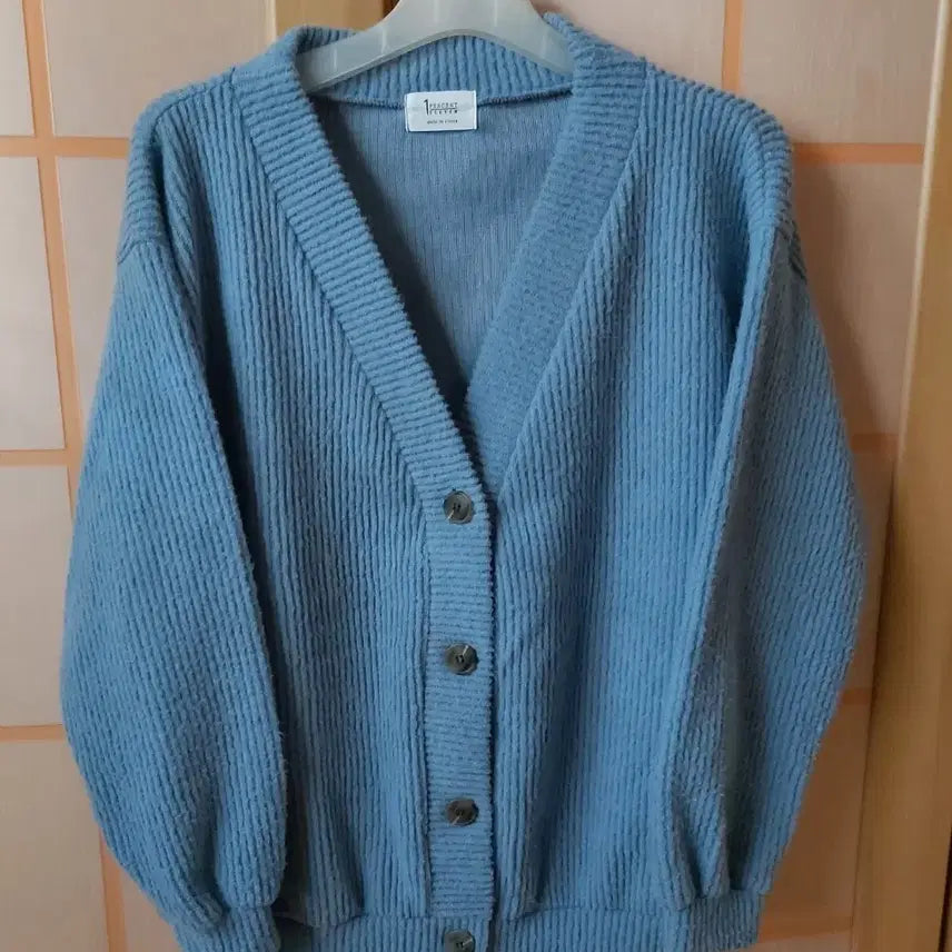 [BUNJANG] 1 PERCENT ELEVEN Blue Ribbed V-Neck Cardigan / 1 PERCENT ELEVEN 블루 골지 브이넥 가디건