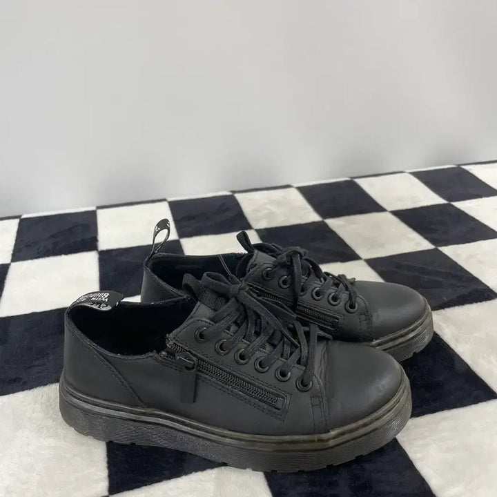 [BUNJANG] Dr. Martens Dante Zip 6 Eye Sneakers / 닥터마틴 단테 zip 6 아이 스니커즈 (37)