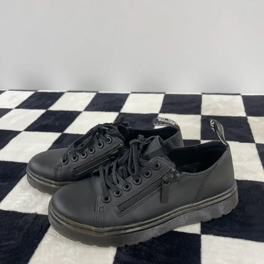 [BUNJANG] Dr. Martens Dante Zip 6 Eye Sneakers / 닥터마틴 단테 zip 6 아이 스니커즈 (37)