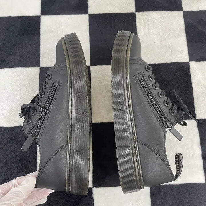 [BUNJANG] Dr. Martens Dante Zip 6 Eye Sneakers / 닥터마틴 단테 zip 6 아이 스니커즈 (37)