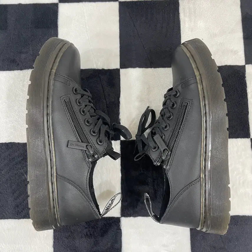 [BUNJANG] Dr. Martens Dante Zip 6 Eye Sneakers / 닥터마틴 단테 zip 6 아이 스니커즈 (37)