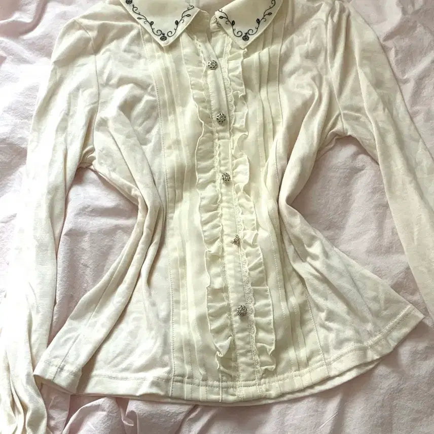 [SOLD OUT] 엑시즈팜 장미 블라우스