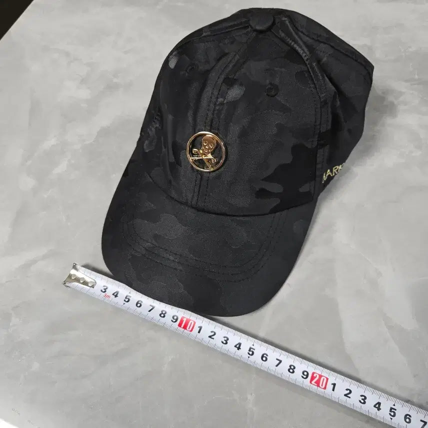 [SOLD OUT] 마크앤로나 블랙 카모 해골캡 모자