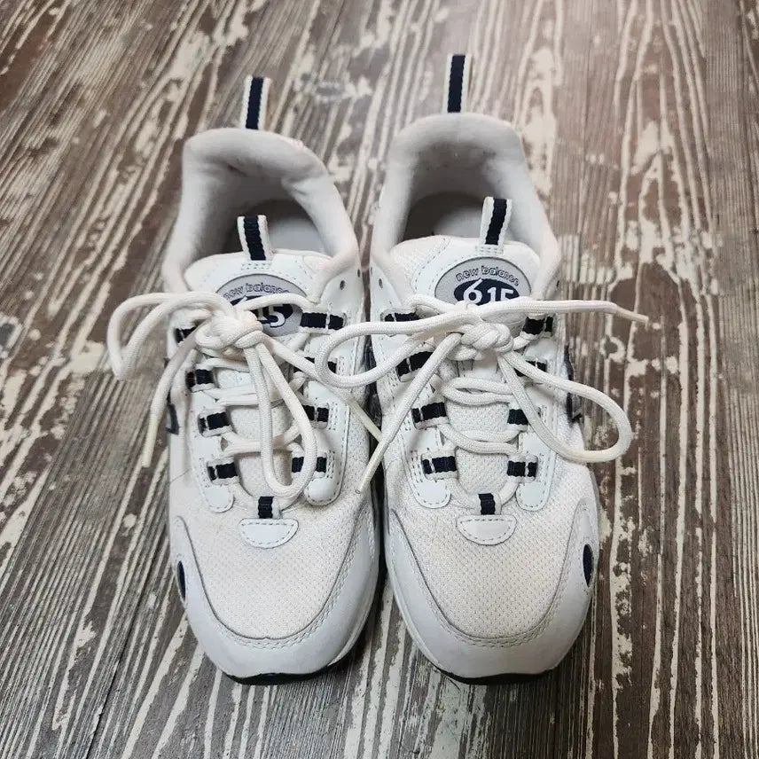 [BUNJANG] New Balance 615 White Sneakers 220 / 뉴발란스 615 흰색 운동화 220