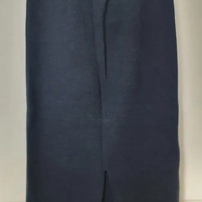 [BUNJANG] Byeolbat Yangpumjeom Navy Knit H-Line Skirt / 별밭양품점 네이비 니트 H라인 스커트