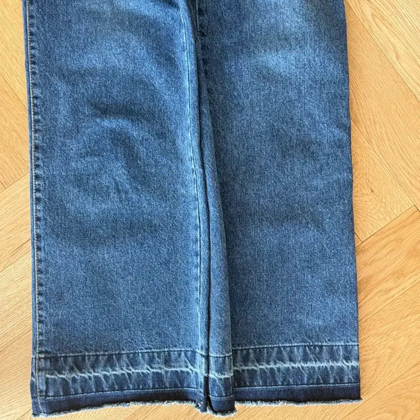 [BUNJANG] Kume Semi-Wide Denim Medium Blue Jeans / 쿠메 포켓 세미와이드 데님 미디엄 블루
