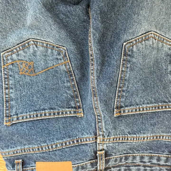 [BUNJANG] Kume Semi-Wide Denim Medium Blue Jeans / 쿠메 포켓 세미와이드 데님 미디엄 블루