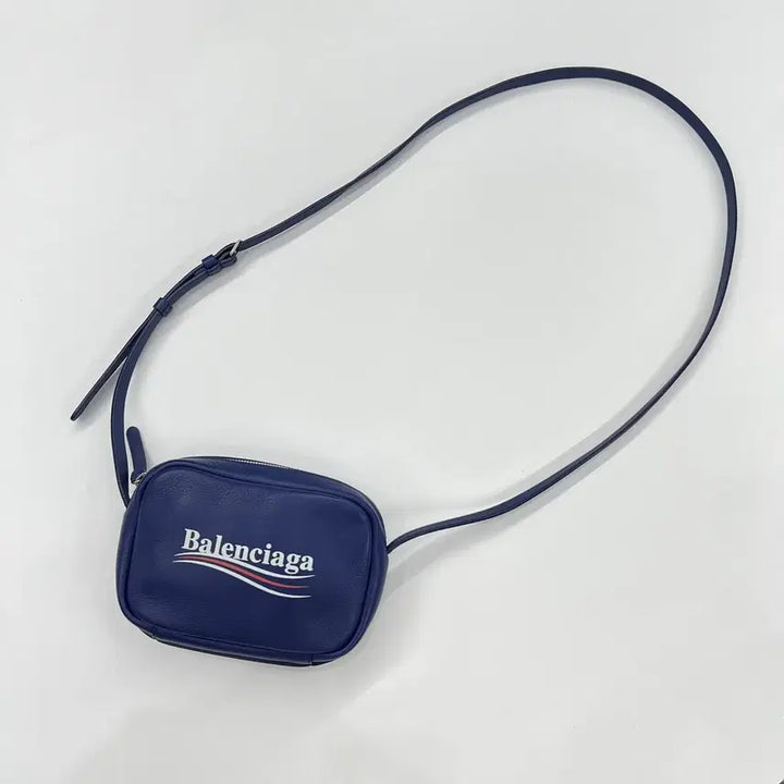 [BUNJANG] Balenciaga Wave Logo Crossbody Bag / [ OS ] 발렌시아가 웨이브로고 크로스백
