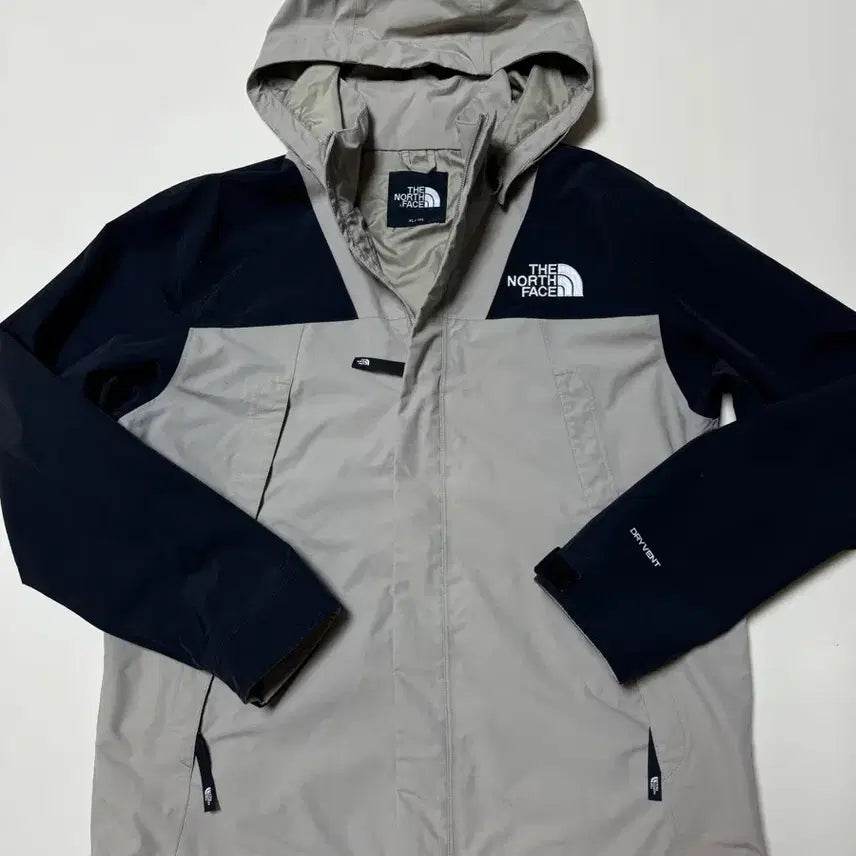 [SOLD OUT] (상태SS,판매18) 노스페이스 뉴마운틴 드라이벤트 바람막이105