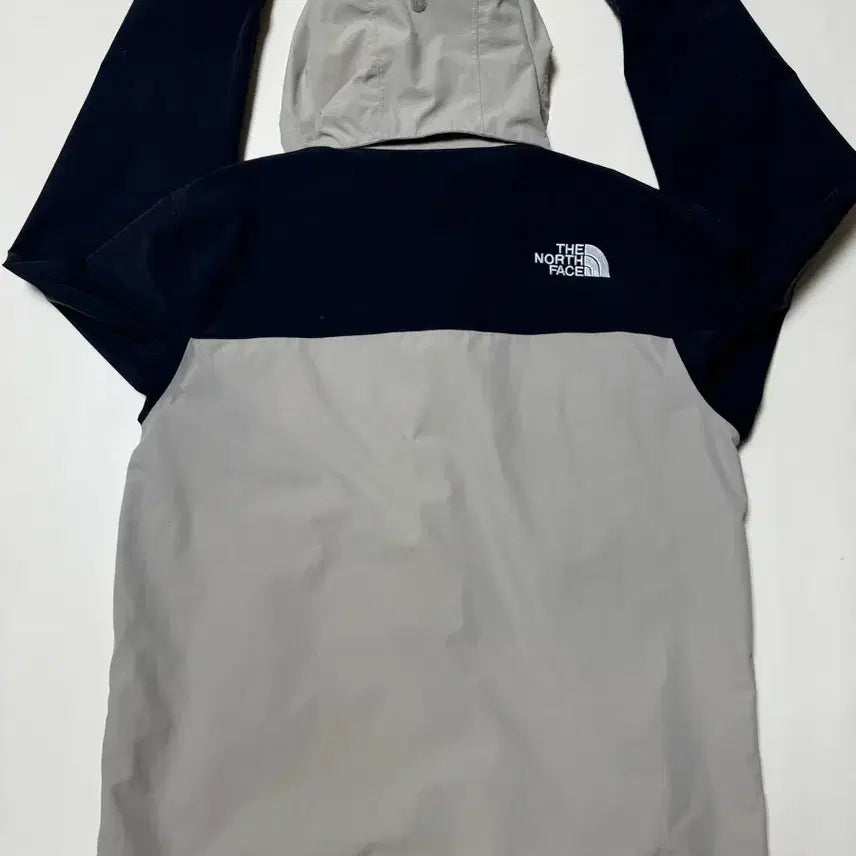 [SOLD OUT] (상태SS,판매18) 노스페이스 뉴마운틴 드라이벤트 바람막이105