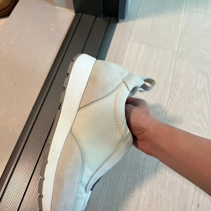 [BUNJANG] Lebeige Platform Sneakers (235) / 르베이지 키높이 스니커즈(235)230
