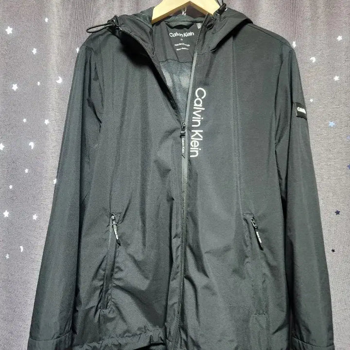 [BUNJANG] Calvin Klein Lightweight Hooded Windbreaker Jacket - L / 캘빈클라인 블랙 후드 경량바람막이 점퍼-L추천
