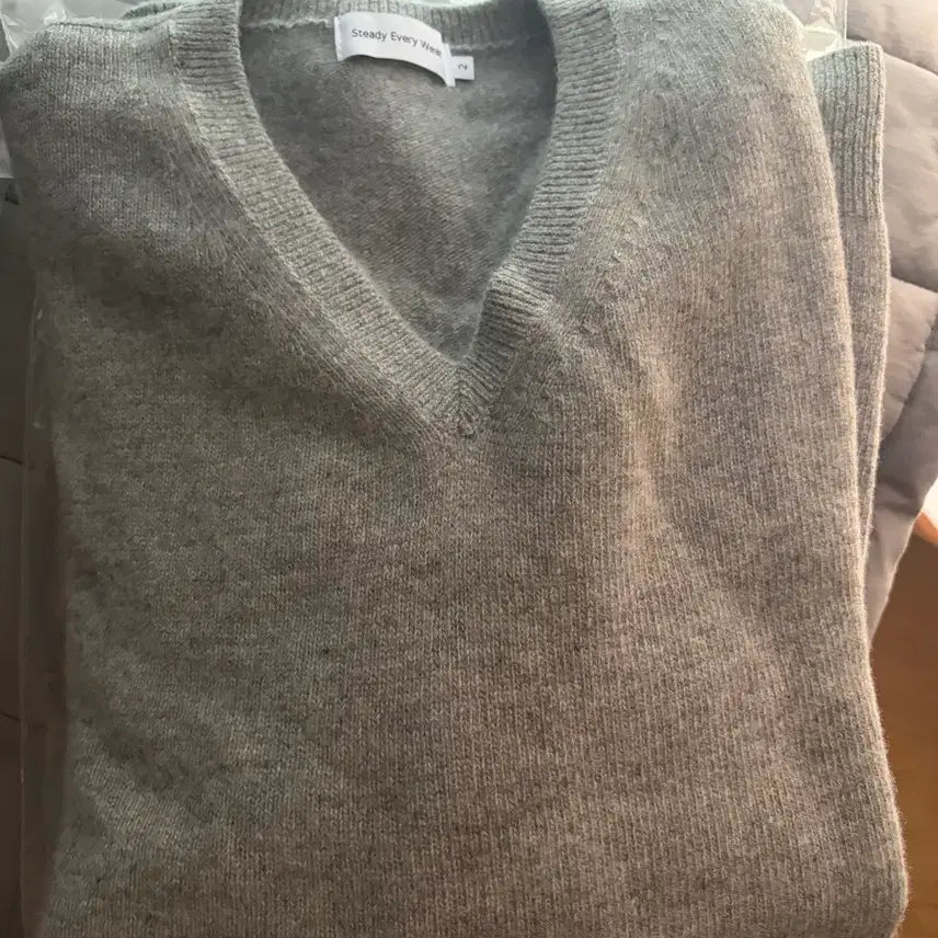 [BUNJANG] Sew Cozy Wool V-Neck Knit Sweater / 2) sew 코지 울 브이넥 니트 그레이 멜란지
