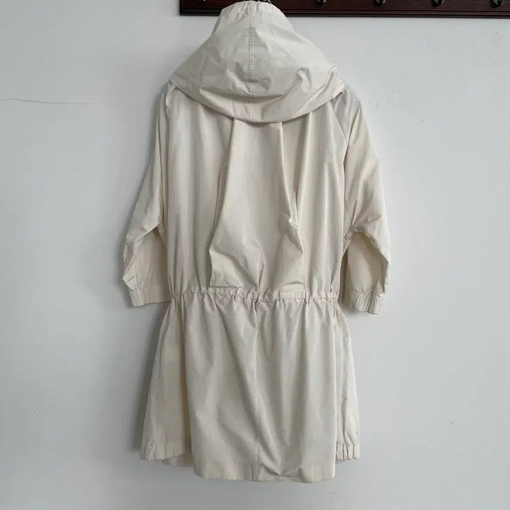 [SOLD OUT] 타임 폴리에스터 크림 후드 야상 코트