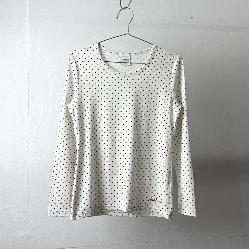 [SOLD OUT] Marie Claire 도트 롱 슬리브