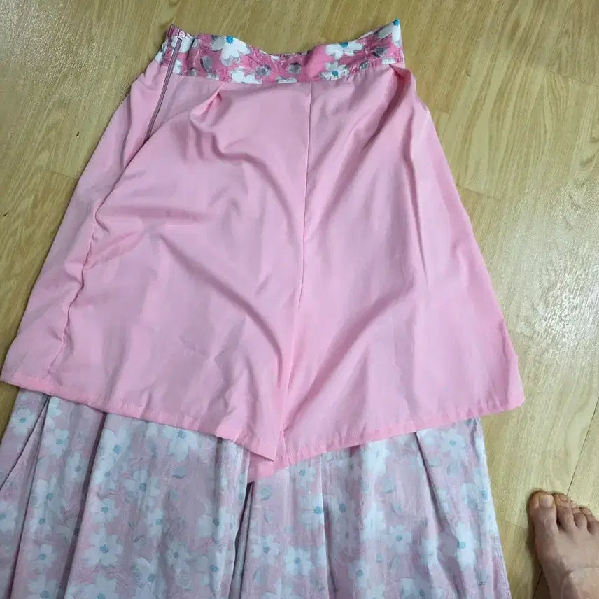 [BUNJANG] Wide Skirt Pants with Lining / 안감있는  고급스러운  색상이쁜와이드 치마바지  깨끗해요  30까지