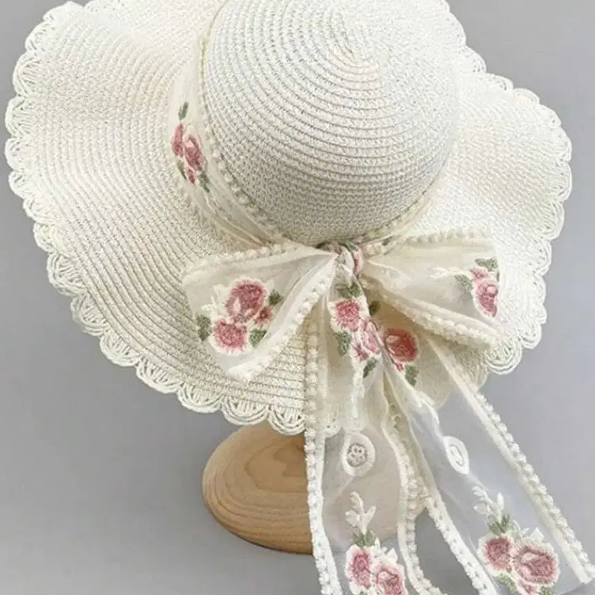 [BUNJANG] Lace Flower Straw Hat for Women / 레이스 꽃 장식 밀짚모자 여성용 새상품