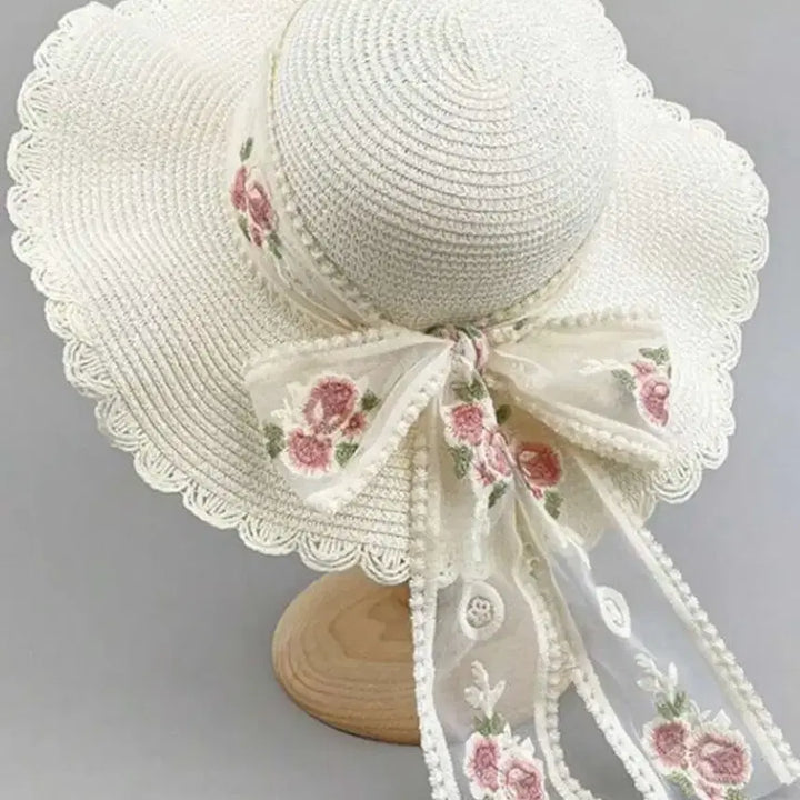[BUNJANG] Lace Flower Straw Hat for Women / 레이스 꽃 장식 밀짚모자 여성용 새상품