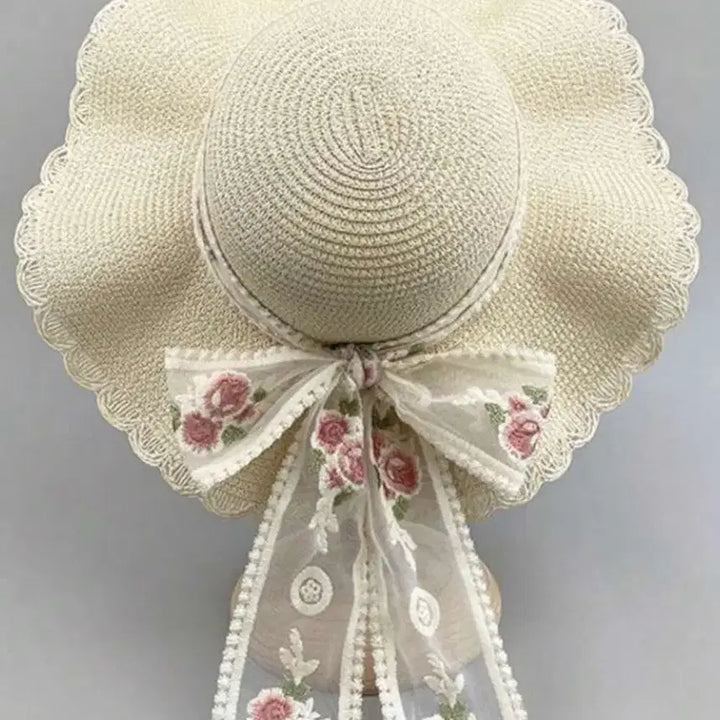 [BUNJANG] Lace Flower Straw Hat for Women / 레이스 꽃 장식 밀짚모자 여성용 새상품