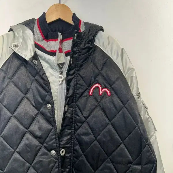 [BUNJANG] EVISU Vintage Black Silver Logo Embroidered High Neck Hooded Padded Jumper / XL 빈티지 에비수 블랙 실버 로고 자수 라이닝 하이넥 후드 패딩 점퍼