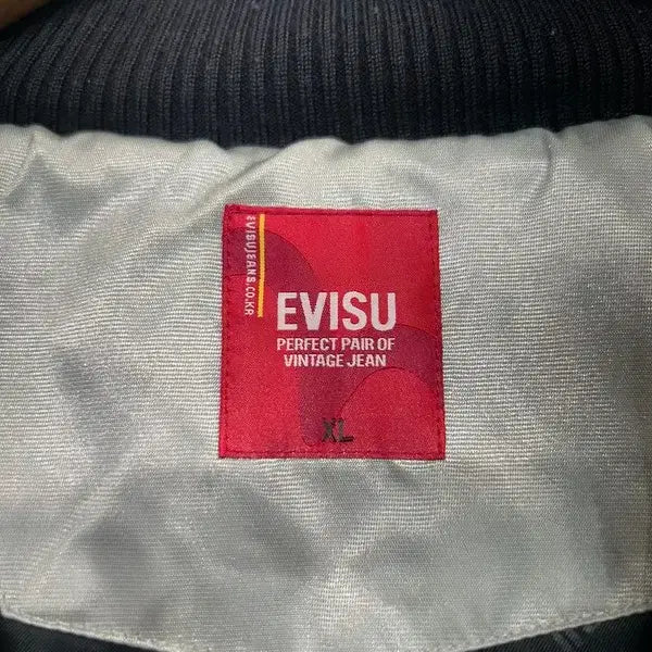 [BUNJANG] EVISU Vintage Black Silver Logo Embroidered High Neck Hooded Padded Jumper / XL 빈티지 에비수 블랙 실버 로고 자수 라이닝 하이넥 후드 패딩 점퍼