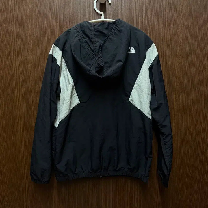 [SOLD OUT] 노스페이스 바람막이 점퍼 160
