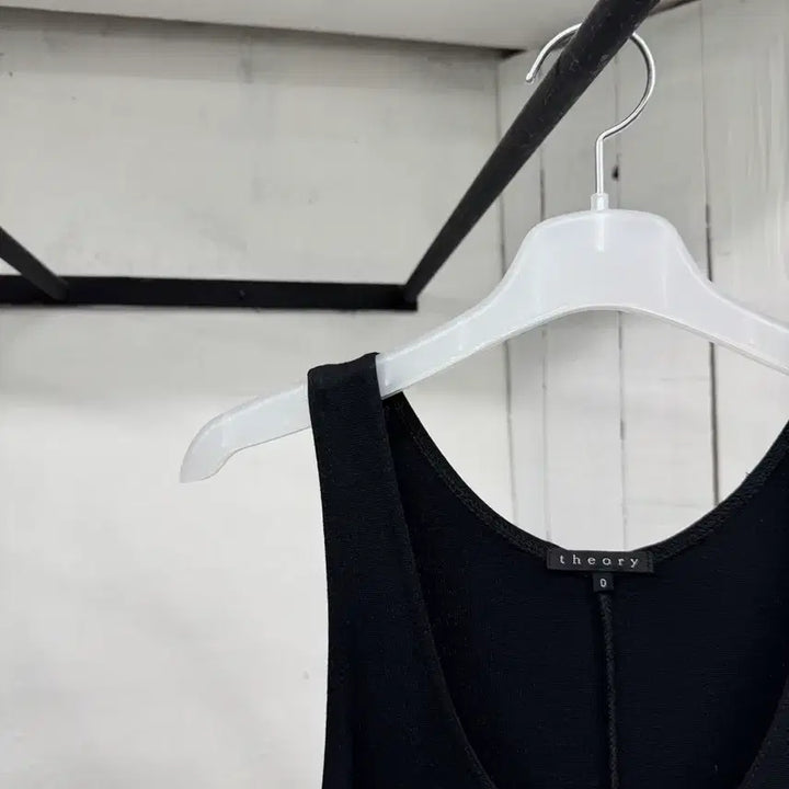 [BUNJANG] Theory Blouse / 띠어리