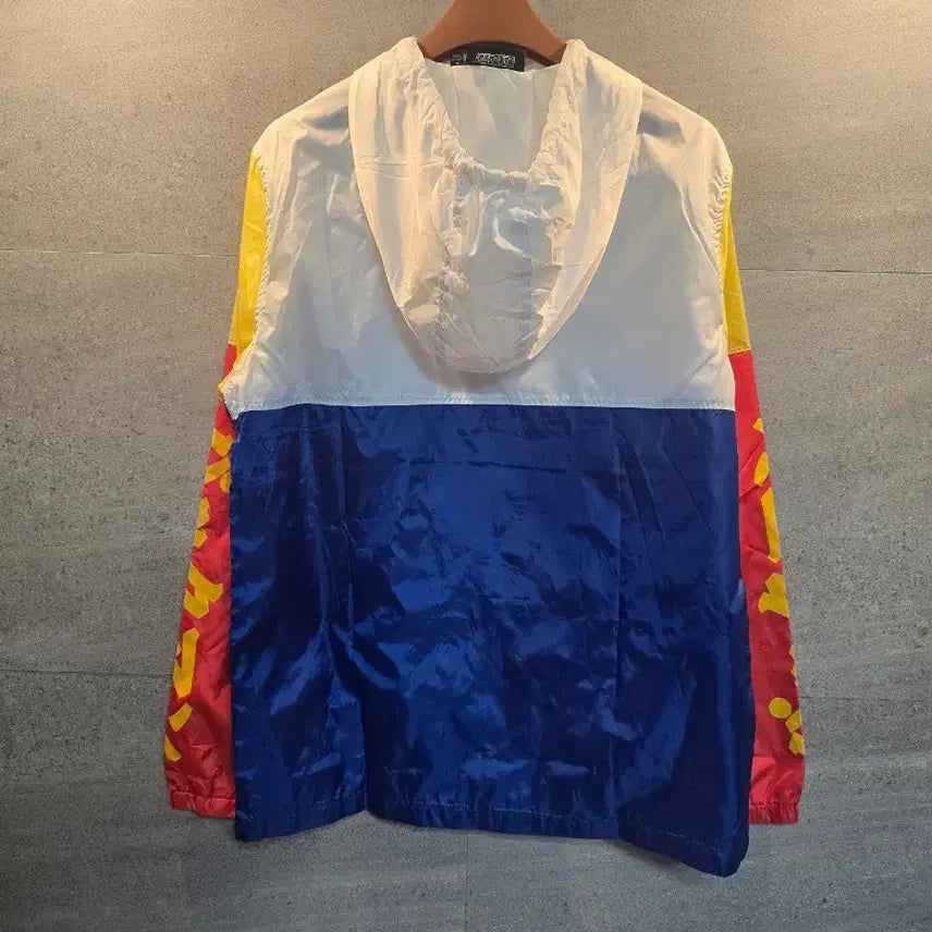 [SOLD OUT] PAC MAN. 바람막이 세트. 미착.