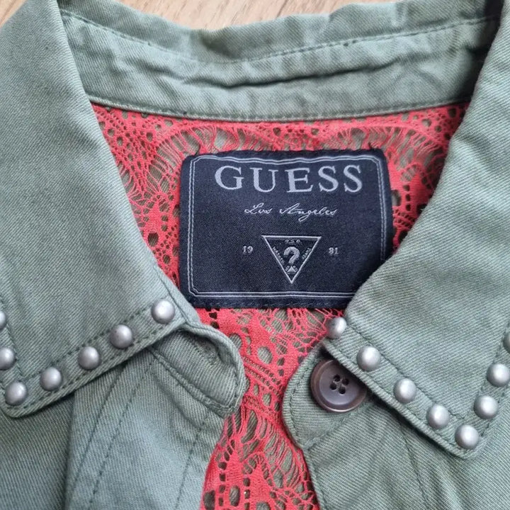 [BUNJANG] Guess Studded Vest Khaki / 게스 스터드 조끼 카키