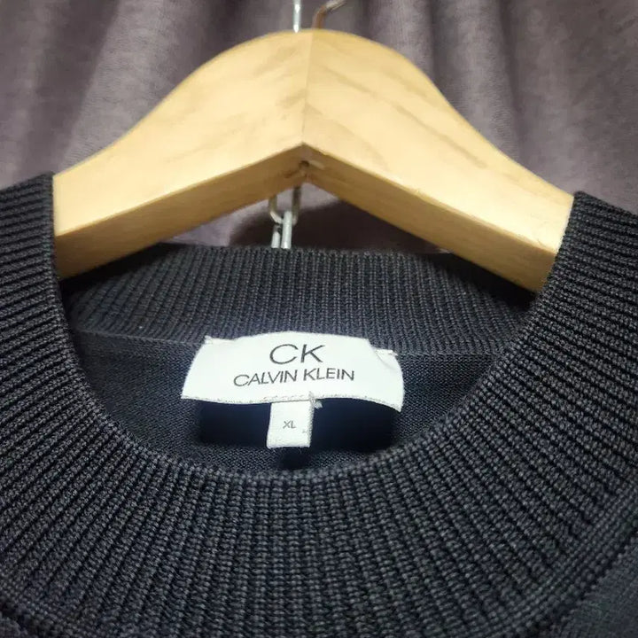 [SOLD OUT] 미사용 // CK 캘빈클라인 블랙 남성 여름 면니트-L
