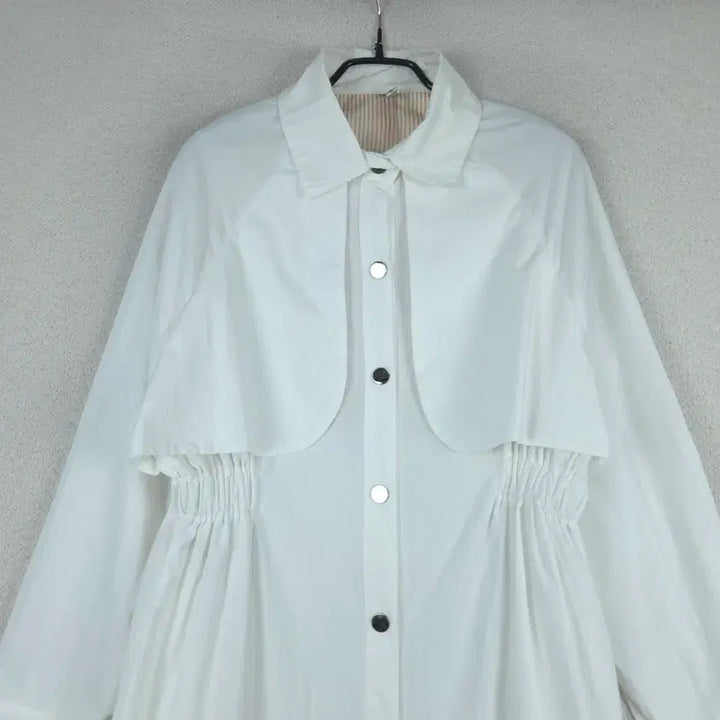 [SOLD OUT] 반에이크 여성 화이트 바람막이 롱자켓(55~66)