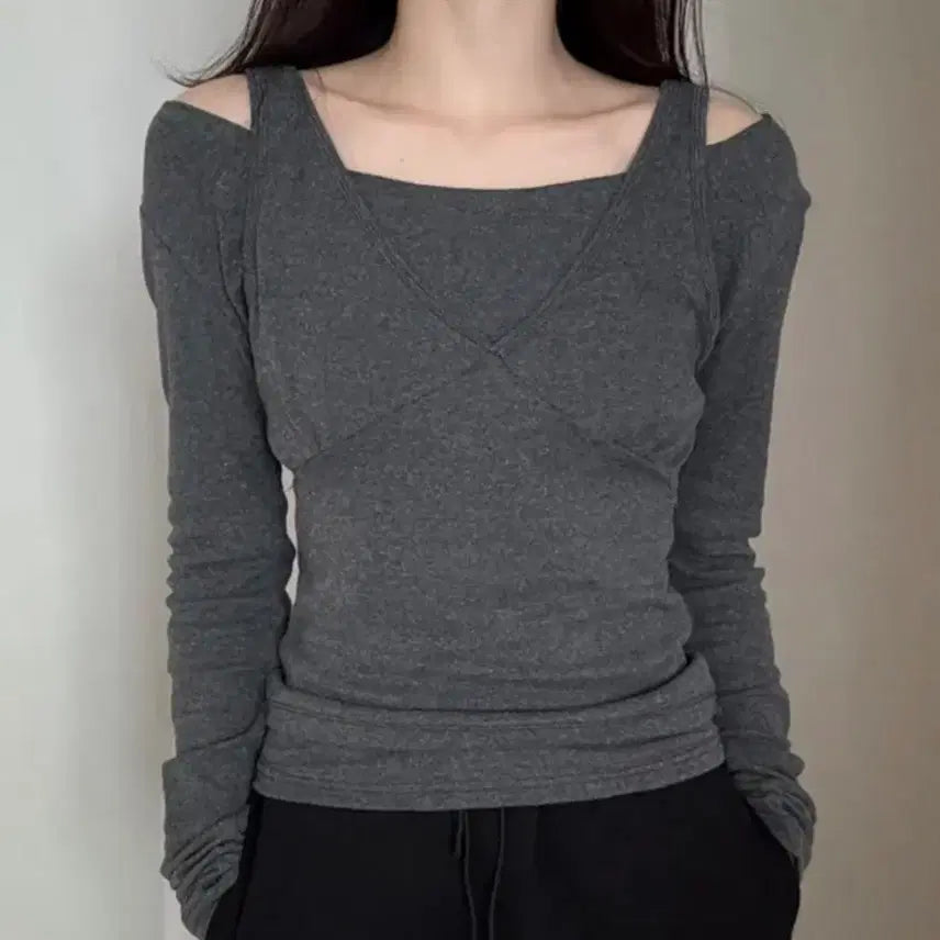 [BUNJANG] The Bone Toys Layered Tank Top Set / 더보느 토이즈 긴팔 레이어드 나시 세트